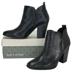 Sun + Stone Pollyy Black Faux Snakeskin Style Womens Ankle Boots Size 10M